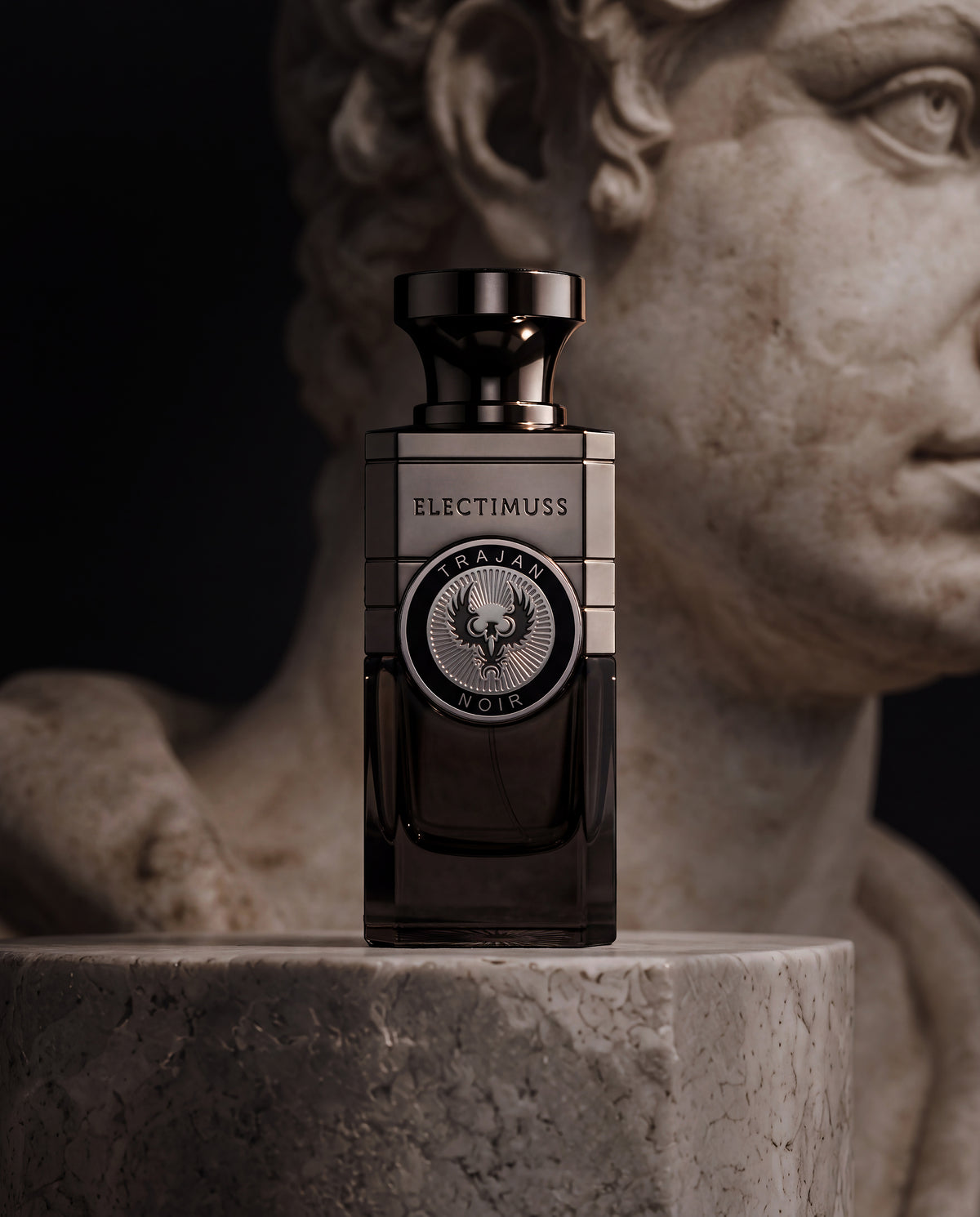 TRAJAN NOIR